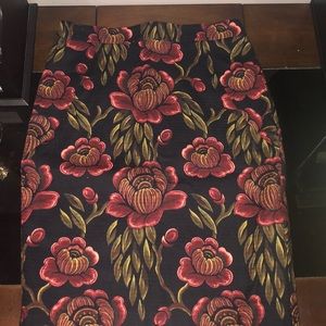 Jacquard pencil skirt